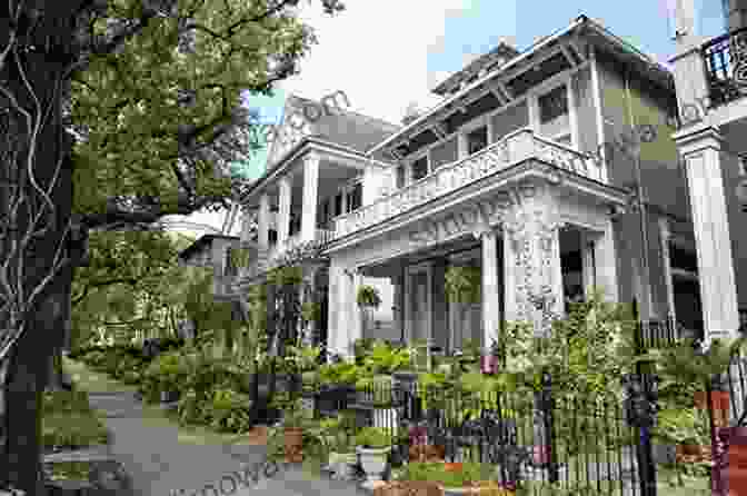 Antebellum Mansions In The Garden District, New Orleans Hallowed Halls Of Greater New Orleans: Historic Churches Cathedrals And Sanctuaries (Landmarks)