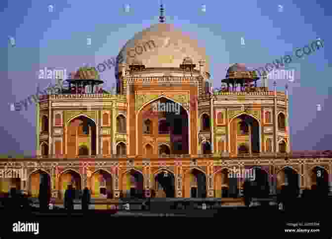 Front Facade Of Humayun's Tomb With Its Intricate Carvings And Red Sandstone Exterior Discover India Photojournals: Humayun S Tomb Complex (UNESCO World Heritage Site 1)