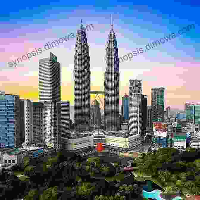 Panoramic View Of Kuala Lumpur Skyline With Petronas Twin Towers Malaysia: Kuala Lumpur Melaka Kyung Suk Oh